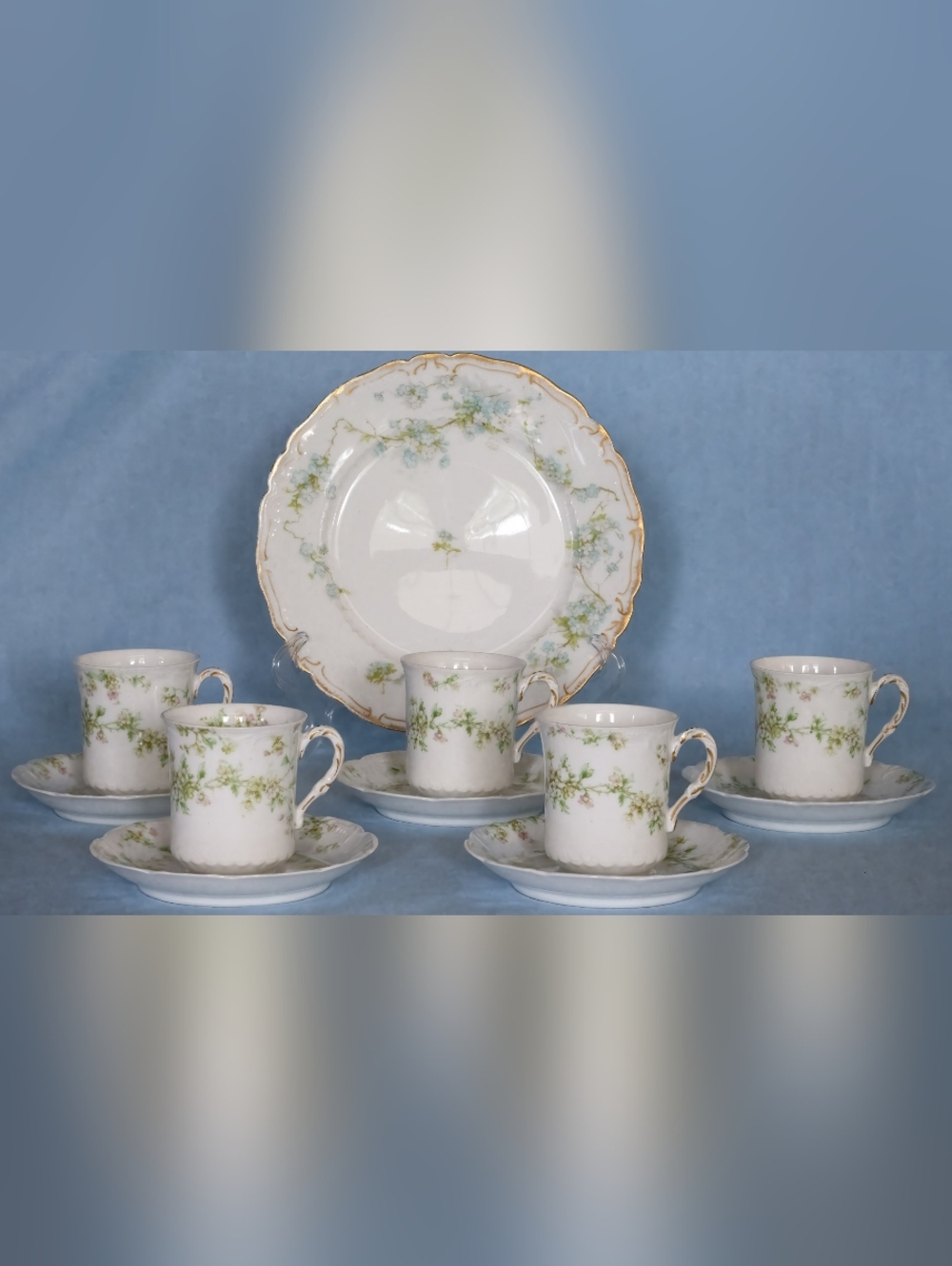 Very Cute And Pretty Haviland Limoges Demitasse Cup And Saucer Set Of 4